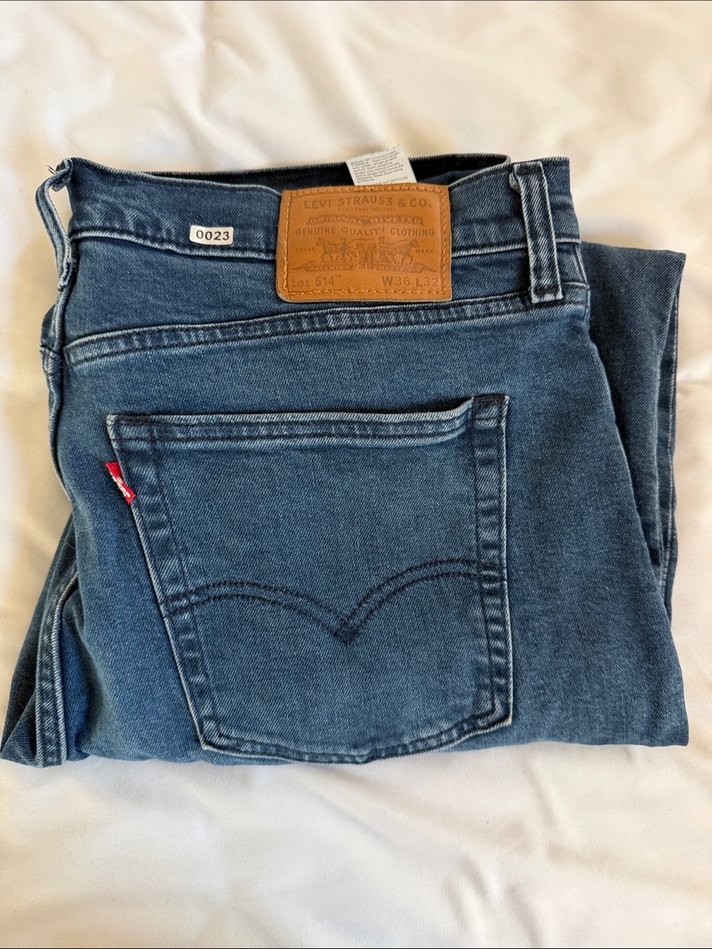 Levi's Slim Straight Men's Jeans in Dark Blue Denim